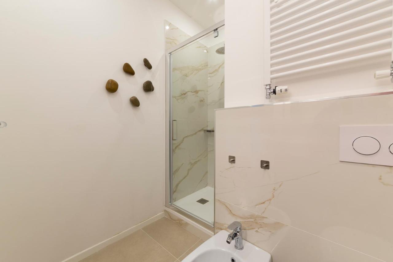 I Host Apartment - Val Strona Mailand Exterior foto