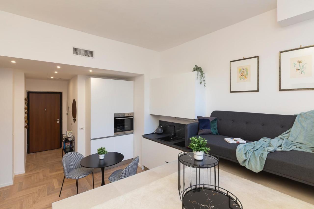 I Host Apartment - Val Strona Mailand Exterior foto