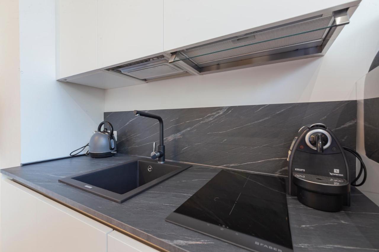 I Host Apartment - Val Strona Mailand Exterior foto