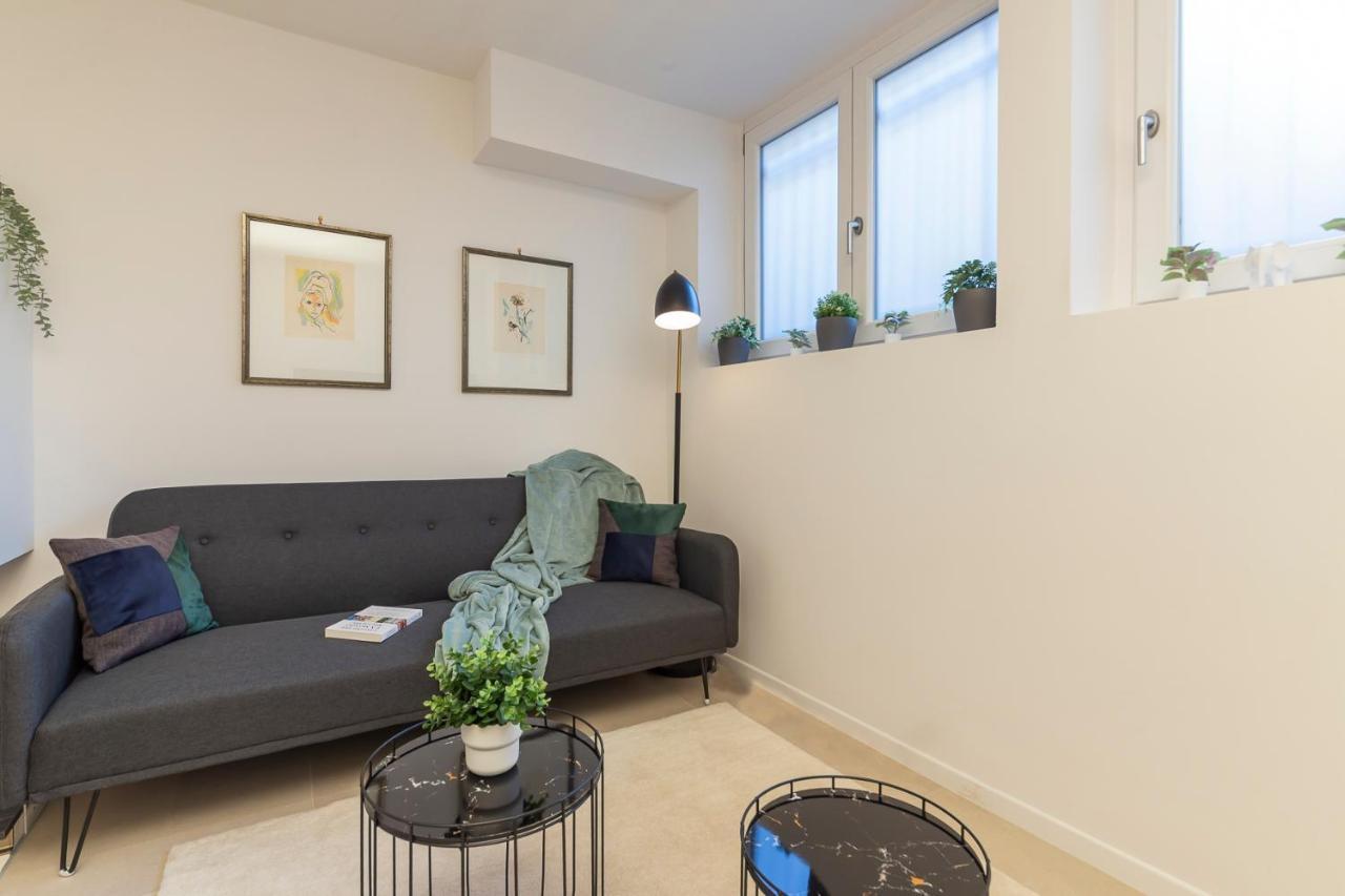 I Host Apartment - Val Strona Mailand Exterior foto